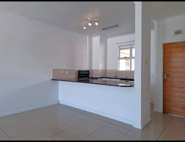 2 BEDROOM APARTMENT FOR SALE IN WESTBROOK